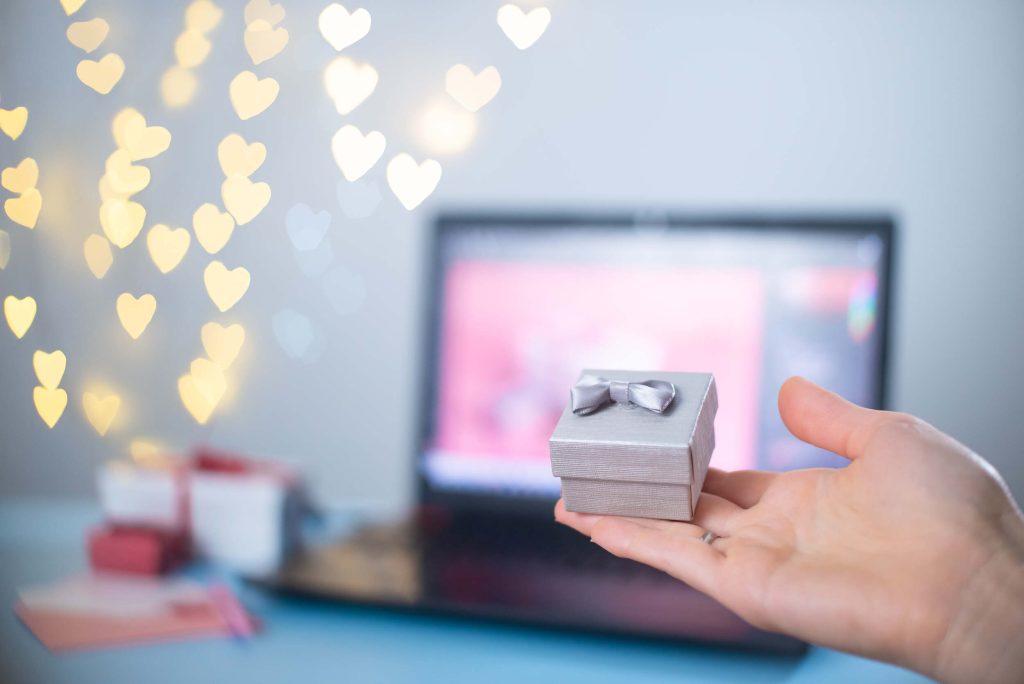 valentine-s-day-gift-ring-proposal-of-marriage-